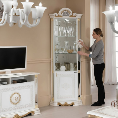 Wäiss Eckvitirinn Glasschaf Vitirinenschief Régal Italienesch Miwwele