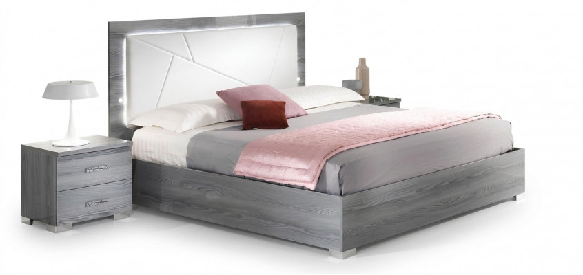 Schlofzëmmer Set Bett 2x Nuetsdëscher 3tlg. Italienesch Miwwelen Luxus Hotel Nei