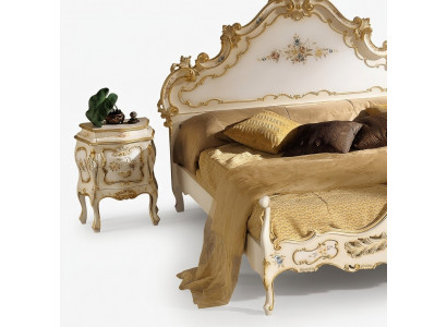 Nuechtstëll Niewentësch Tisch Miwwelen Massiv Neit Italienesch Konsolen Design