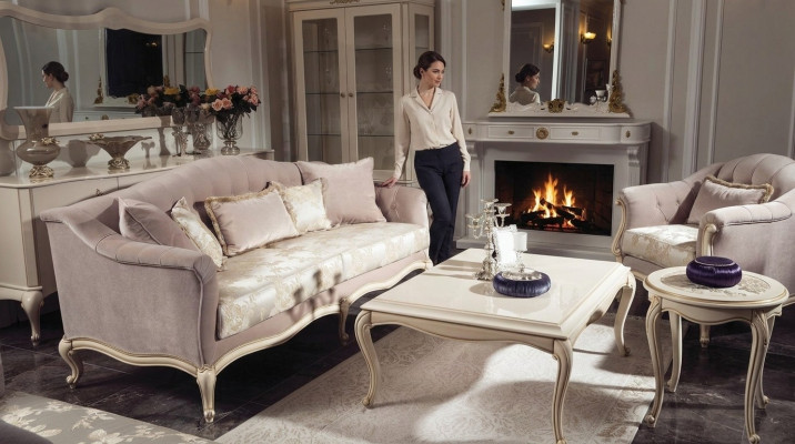 Dreeseeter Klassesch Sofa Couch Polster Miwwelen Italienesch Miwwelen Sofa