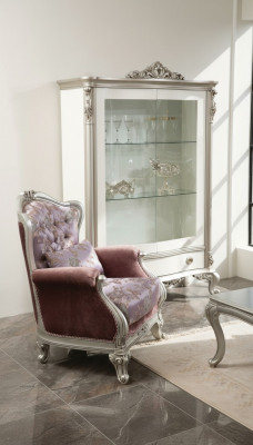 Klassesche Fauteuil mat Blummenmuster Lila Sofaeenzer Barock Rokoko
