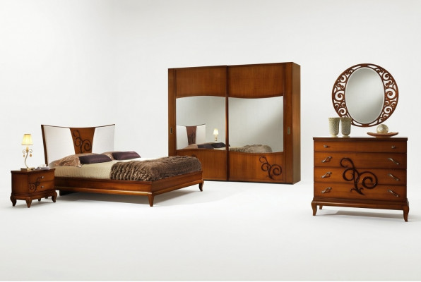 Schlofkummer Bett Nuetsdësch Gaderobeschaf Kommod Spigel Luxus Nei Set 6tlg.