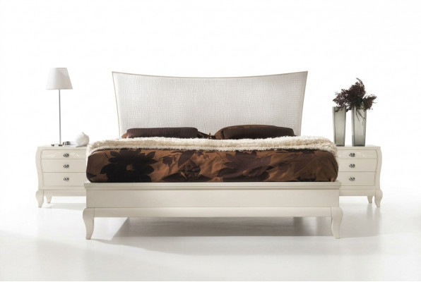 Garnitur Set 3 Deeler. Schlofzëmmer Bett Nuetsschaf Bettengruppe Nuetsschief Design