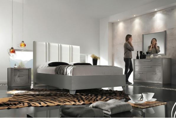 Luxus Set Schlofzëmmer Bett Nuetsdësch Kommode Spigel Grupp Garnitur Nei 5 Stéck.