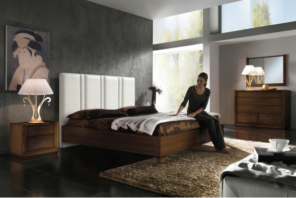 Schlofkummer Bett Nuetsdësch Kommode Spigel Duebel Polster Better Luxus 5stg.
