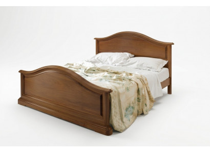 Kaaft e grousst duebelt Bett am klassesch, einfaache Stil aus naturellem Holz.