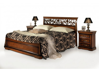 Italienesch Schlofzëmmer Miwwelen Bett Nuetsdësch Massivt Holz Better Set 3 Deeler