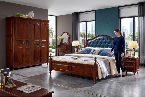 Schlofzëmmer Set 4 stk Klassesch Bett +2x Nuetsdëscher Kleederschaf
