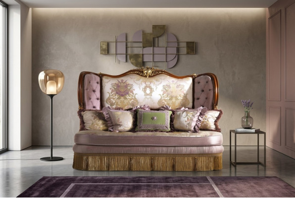 Zäitlech Eleganz Stilvoll Lila Chesterfield Dräisëtzer-Sofa fir Äert Doheem