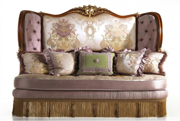 Zäitlech Eleganz Stilvoll Lila Chesterfield Dräisëtzer-Sofa fir Äert Doheem