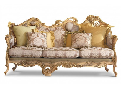 Klassescht Chesterfield-Canapé mat handgeschniddenen Detailer
