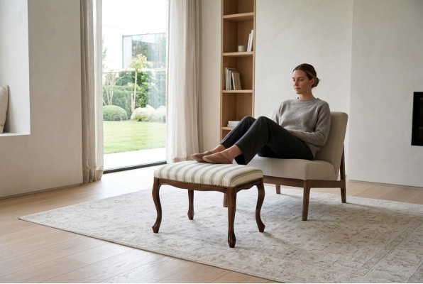 Osmanesche Sëtz Canapé Gepolstert Pufa Sëtzbenken Design Polster Hocker Fousshocker