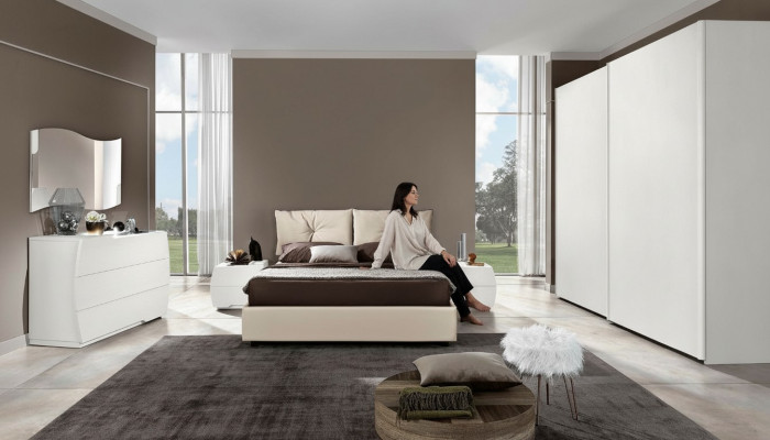 Luxus Set 6-Stéck Schlofzëmmer Bett Nopersdësch Kommode Spigel Kleederschaf Holz