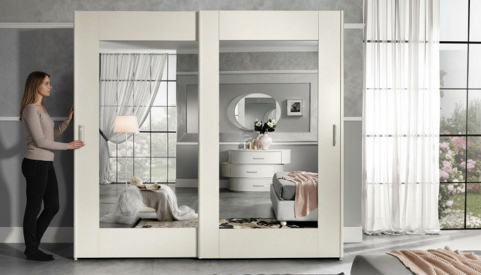 Luxus Kleederschaf mat Schiebetüren Schlofkummer Schaf Schief Hëlz Modern