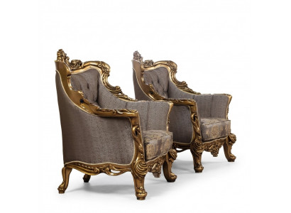 Eeen luxuriéise klassesche Oueresessel a donkelgréng mat gëllenen Barockdesign vu Chesterfield