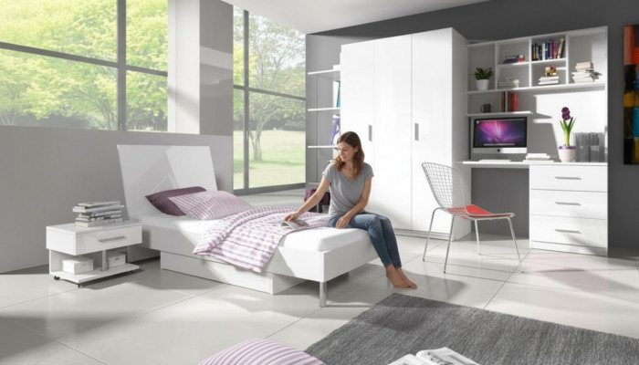 Modern Kannerzëmmer-Set Bett Noperuff Schaf Schreibtisch Bicherregal 5 Deeler.