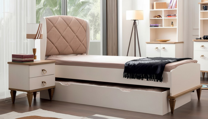 Kannerszëmmer Set Beige Kannerbett Nuetsdësch Jongeszëmmer Design Modern Nei 2 Deeler.