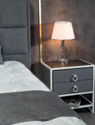 Schlofkummer Set Gro Bett Design Modern Luxus 2x Nuetsdëscher 3 Deeler