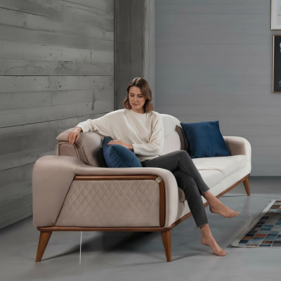 Beige Canapé Wunnzëmmer Dräisëtzer Sëtzkëssen Sofa Miwwelen Samett Holz
