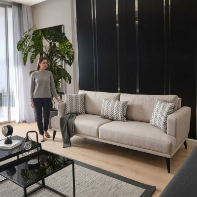 Dräisëtzer Stoff Sofa Beige modern Design Wunnzëmmer.
