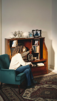 Sideboard RTV Lowboard Regal Schlofzëmmer Holz Braun Kommode Dëscher TV Stänner