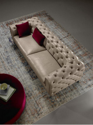 Luxuriéis 3+3 Sëtz Sofa Garnitur a beige vun Chesterfield
