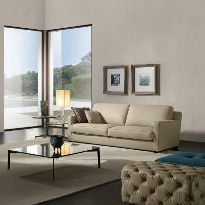 Design Textil 3-Sëtz Graue Couch Elegant Sofa Polsterung Prianera Wunnzëmmer
