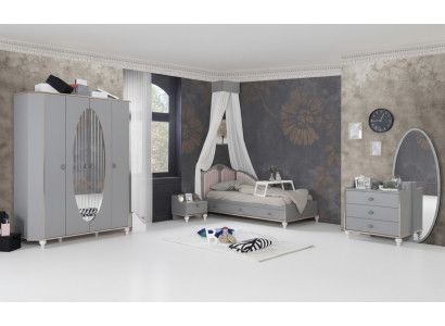 Kannerzëmmer Design Set Bett Nuetsdësch Kommode Kleederschaf 4 Stéck.