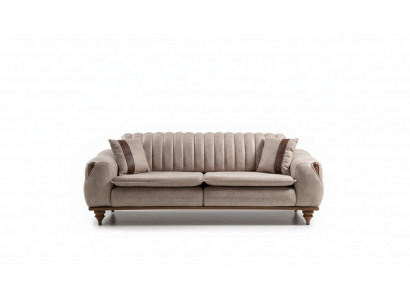 Beige dräisëtzege Chesterfield Couch Gepolsterten Miwwelen Textil Couchen Stoft.