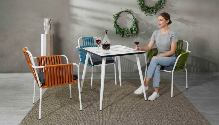 Modern Iesszëmmer Miwwelen, Terrass 4x Still, Edelstahlmiwwelen