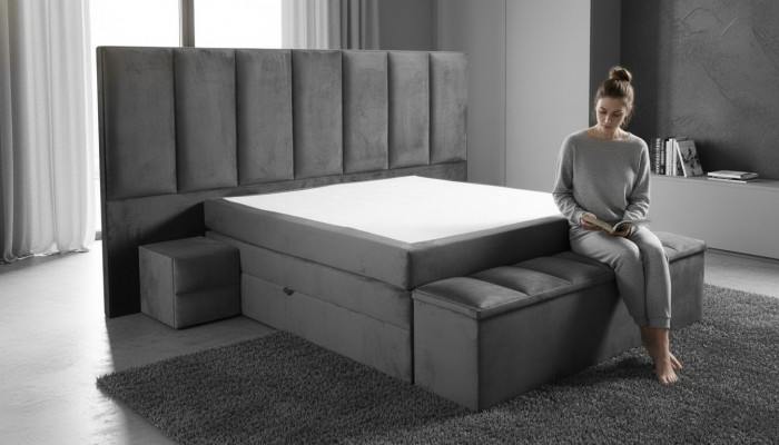 Grousbett a Faarf Gro+2x Nospilldëscher klassesch Schlofzëmmermiwwel Design elegant