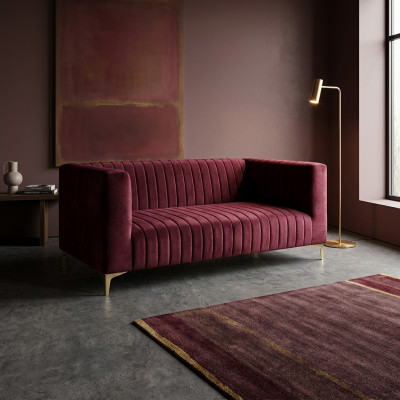 Stilvollt, super-bequemt 2-Sëtzer-Sofa a Violett gëtt zu engem helle Akzent an ärem Interieur.