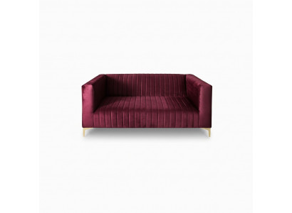 Stilvollt, super-bequemt 2-Sëtzer-Sofa a Violett gëtt zu engem helle Akzent an ärem Interieur.