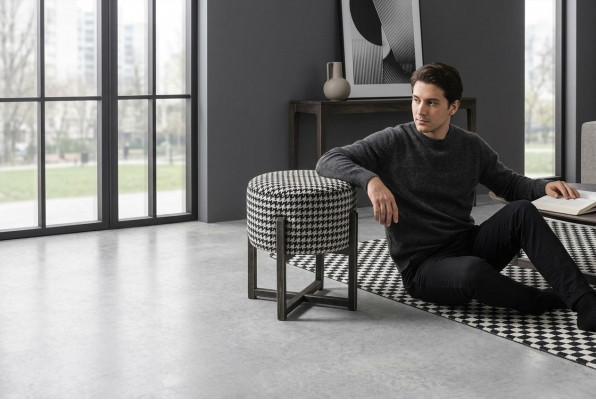 Ronn Hocker Designer Modern Hocker Fouss-Hocker Bäistellhocker Polster