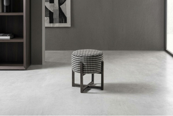 Ronn Hocker Designer Modern Hocker Fouss-Hocker Bäistellhocker Polster