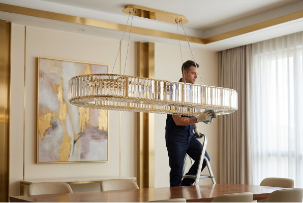 Dëschlamp Krounluucht Kristallluucht Luucht Luuchten Krounluucht Oval