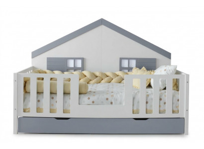 Modernes Montessori Hausbett mit Rausfallschutz und Stauraum Gemütliches Design