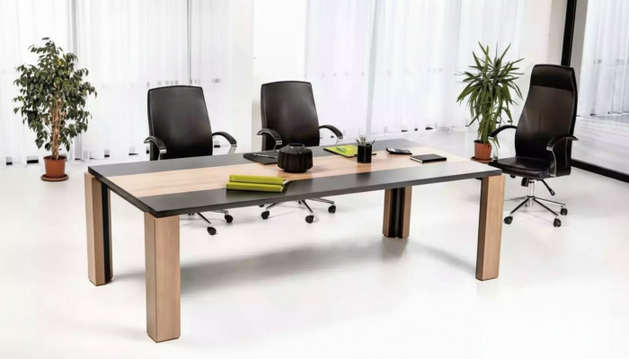 Héichwäerteg Konferenztische fir effizient Bespriechungen a Meetings.