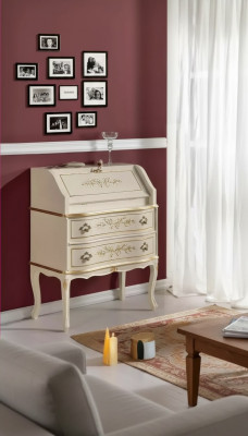 Klassesch elegant luxuriéis nei Kommod an wäissem Holz bestellbar
