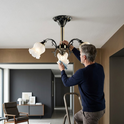 Plafongsliichter Blummen Lüster Kronleuchter Plafongslampe Lampe Glas Grom.