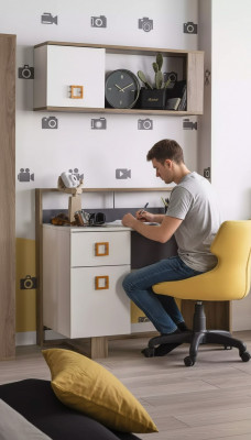 Schreifdësch Kannerzëmmer Set 3tlg Regal Computer Holz Sessel Giel Nei