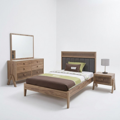 Kannerzëmmer Komplett Bettgestell Kanner Miwwelen Bett Holz Braun Set 4 Deeler