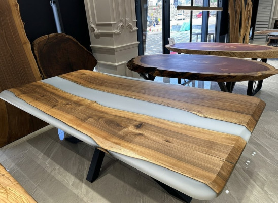 Iesszëmmerdësch Kichendësch Iessdësch Epoxydiaharz Dësch 240 cm Holz Brong