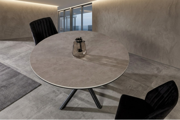 Iesszëmmerdësch Rond Iessdësch Auszéibar Kicheldësch Holz Gro Dëscher