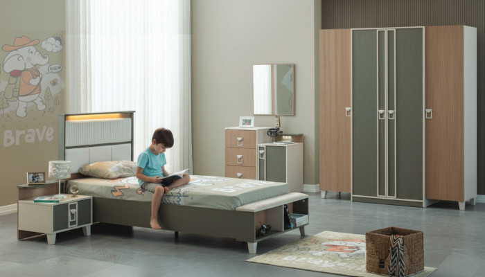 Modernt Komplett Kannerzëmmer Miwwelen Kannerbett Gro Holz Set 5 Stéck Nuechttesch.