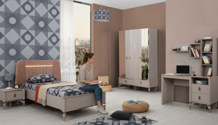Komplett Kanner Miwwelen Meederchersbett aus Holz Set 4 Stéck Kannerzëmmer Beige