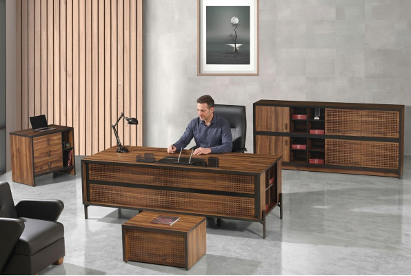 Bürosmiwwel Komplettbüro Schreifdësch Büro Bürodesk Set 4tlg Holz Brong