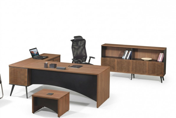 Aarbechtszëmmerschmëttelen Eckbürosdësch Komplett 3 Deeler Holz Brong Bürosmëttelen
