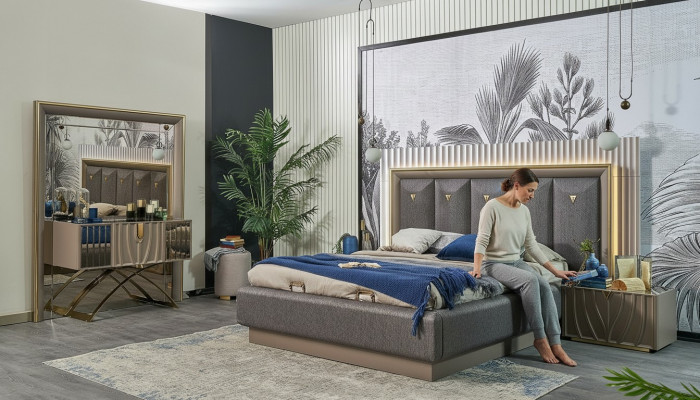 Schlofzëmmer Garnitur Duebelbett Bett Braun Set 4tlg Konsolendësch Nei