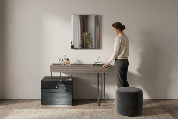 Konsolendësch mat Spigel Schminktisch Friséierdësch Modern Gro Holz